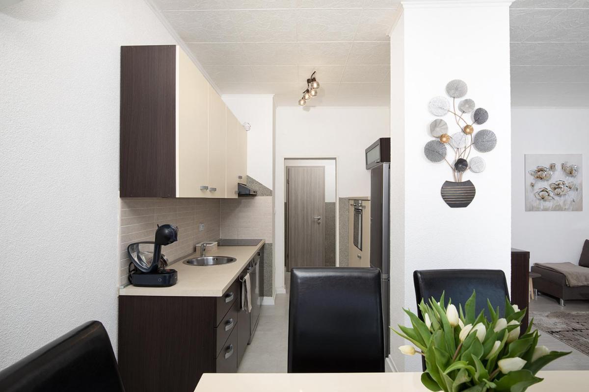 Apartment Aston Pula Extérieur photo