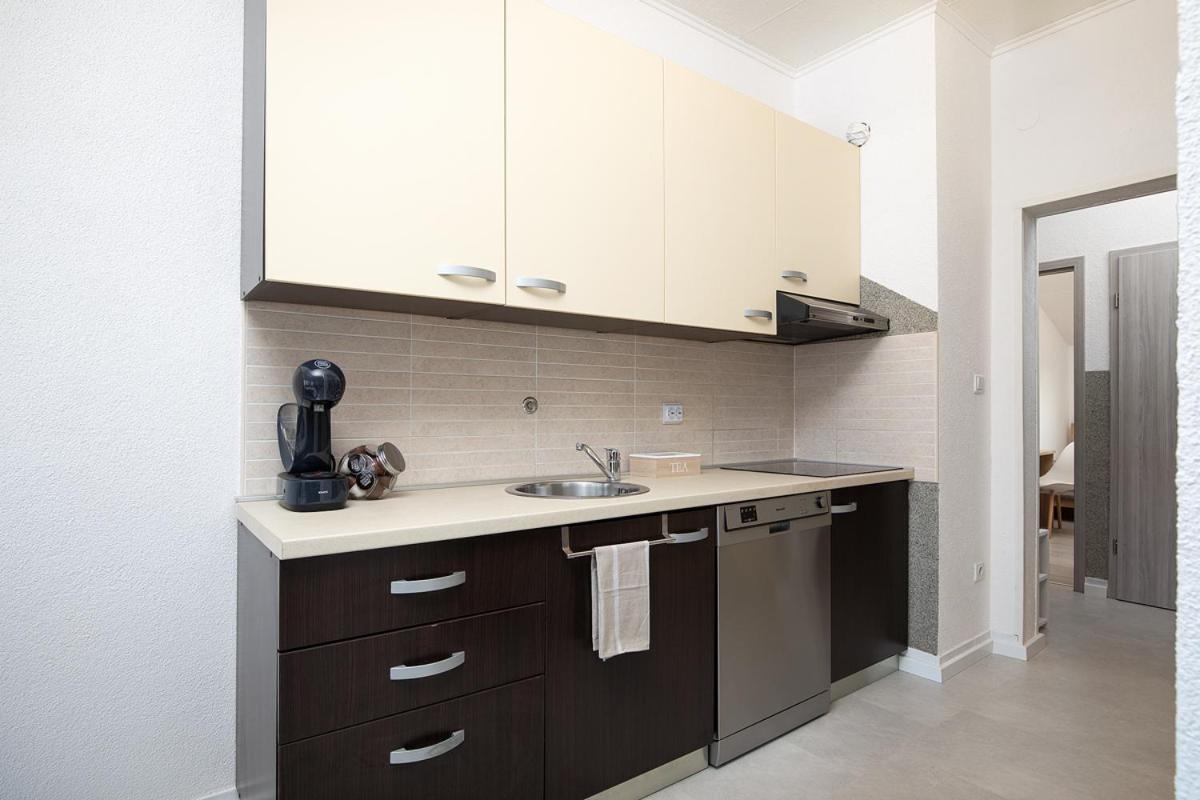 Apartment Aston Pula Extérieur photo